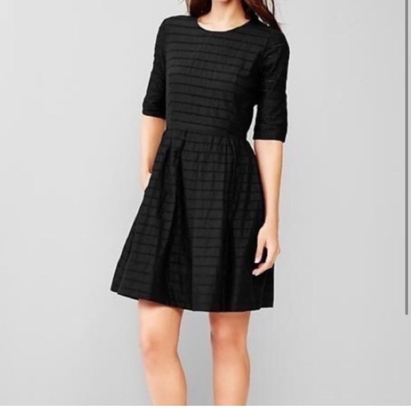 GAP Dresses & Skirts - Gap design & crafted size 10 elbow sleeve little black dress with eyelet detail